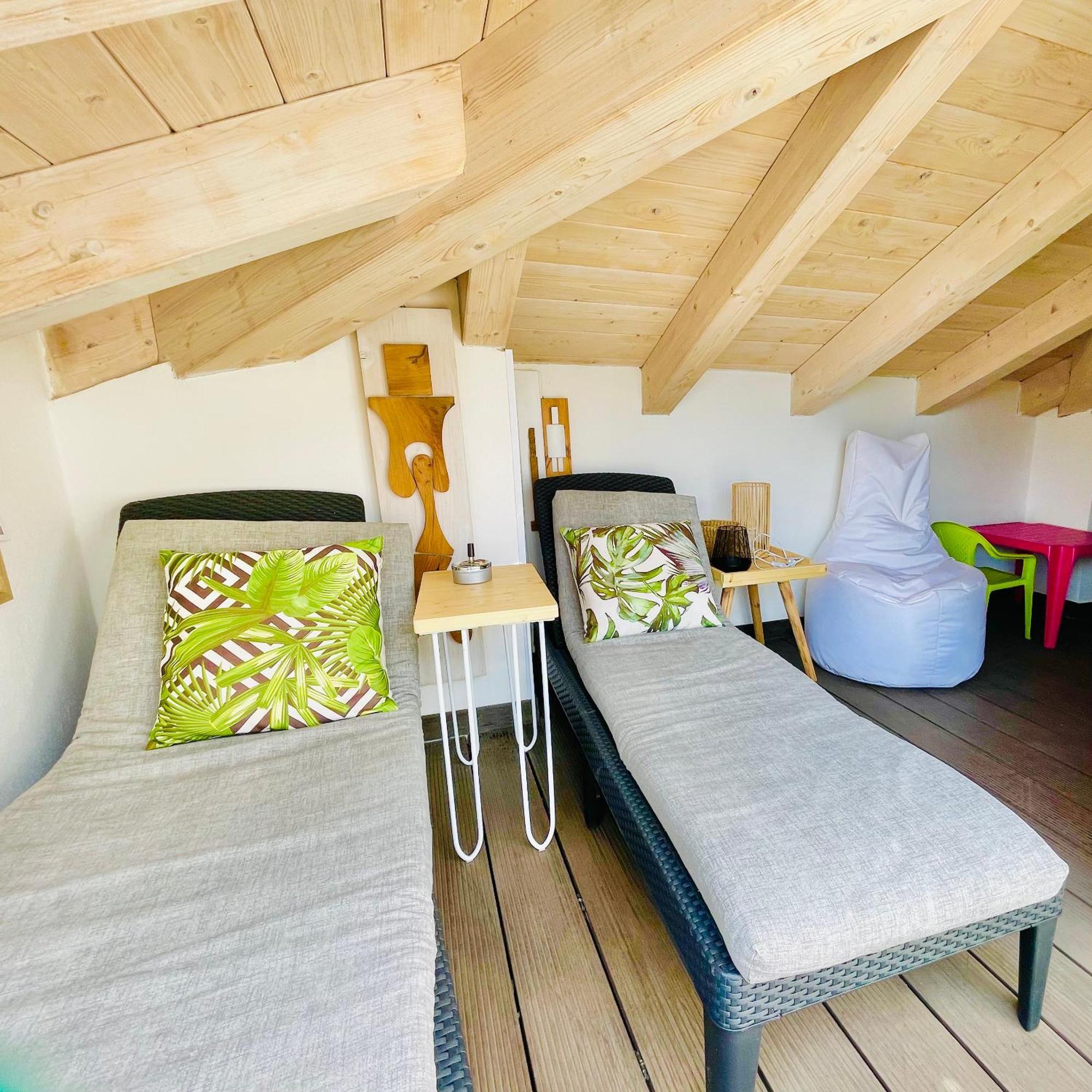 Casa Lilla Lt Apartment Граведона Екстериор снимка